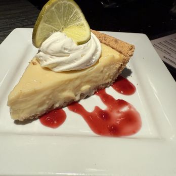 Beau's Grille - Key Lime Pie - New American Near Me - Akron, Ohio