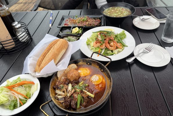 Quinn's Lighthouse by null