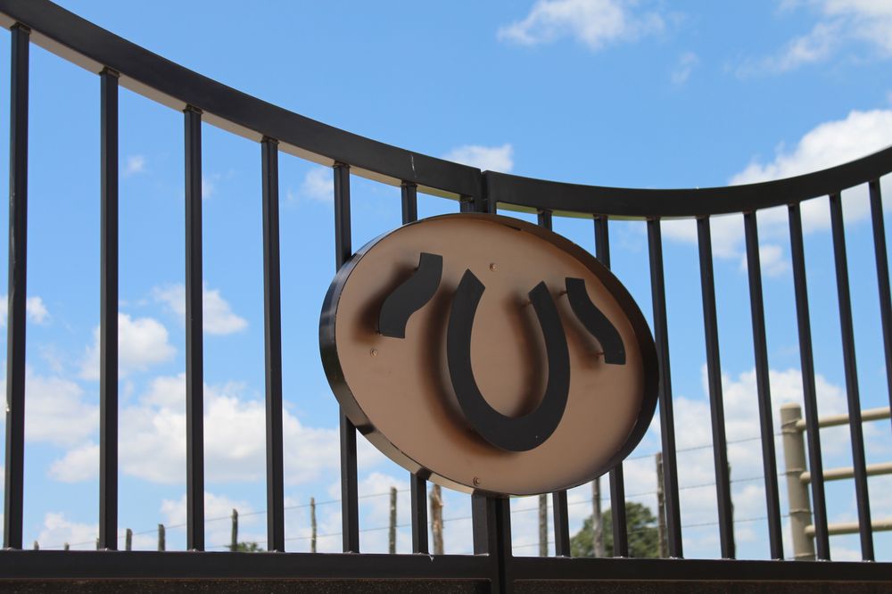 ABERDEEN CUSTOM GATE AND IRON Updated August 2024 17 Photos 2908 Greenlee Park Trl