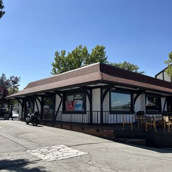 McDonald's - mcdonald - Fast Food Near Me - Lake Arrowhead, California