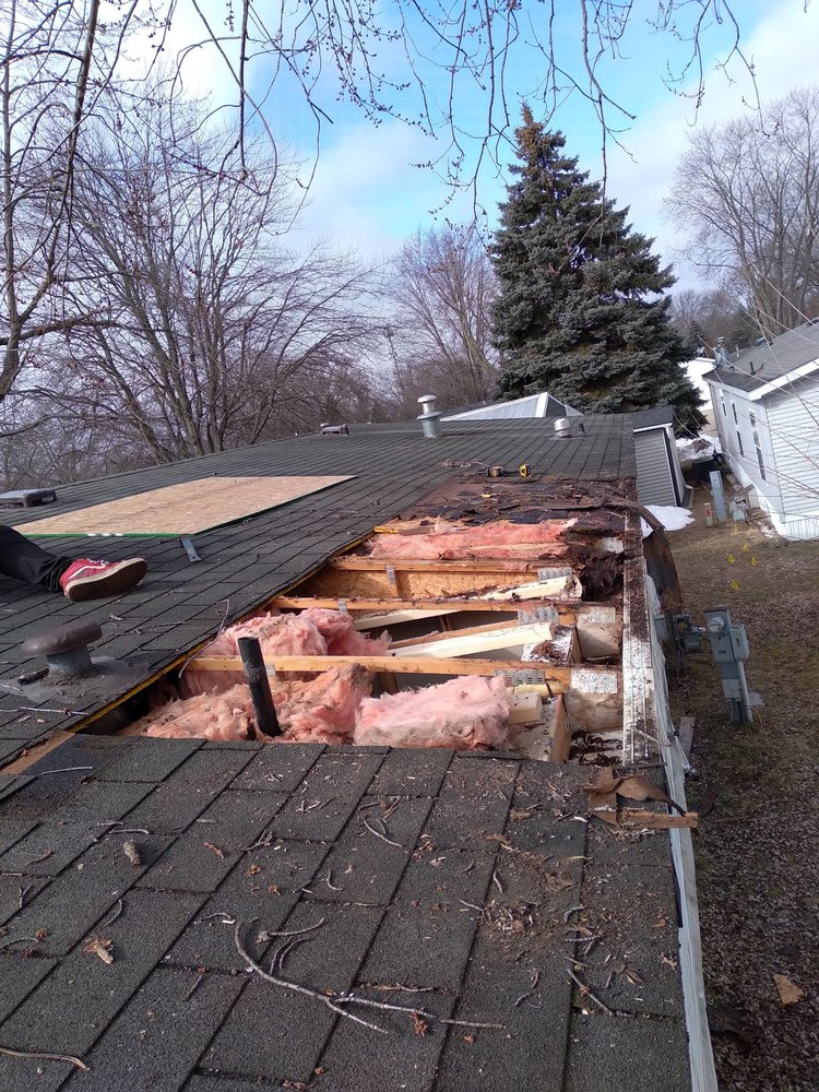 Slide of Leyvas' Construction