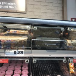Penny - Abgepacktes Brot im "Frischeregal"...?