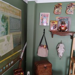Indiana Jones Bed & Breakfast