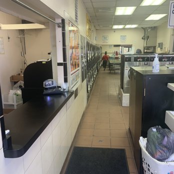 Jorge’s Coin Laundry - Laundry Services Near Me - Miami, Florida