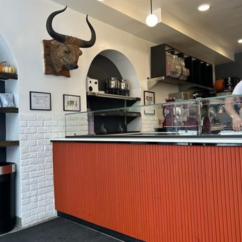 Ariete E Toro - Sandwiches Near Me - Toronto, Ontario
