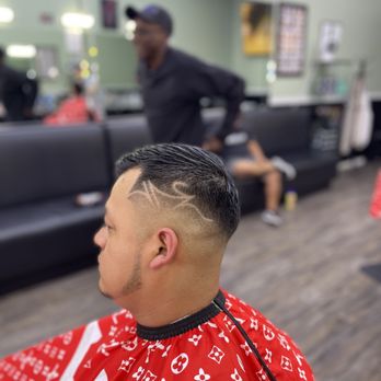 Magic Barbershop - This is a bit of our professional service that we provide, we are waiting for you!! - Barbers Near Me - Los Angeles, California Magic Barbershop - This is a bit of our professional service that we provide, we are waiting for you!! - Barbers Near Me - Los Angeles, California