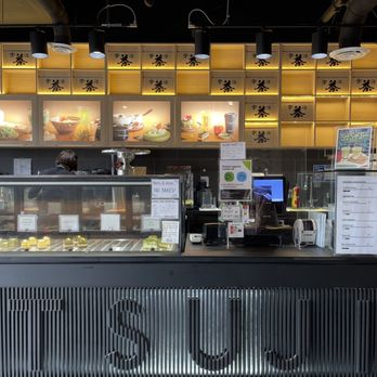 Tsujiri Waterloo - Store counter - Desserts Near Me - Waterloo, Ontario
