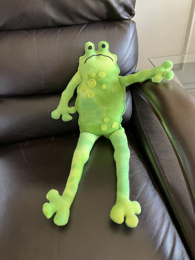 Avon Outlet And Boutique Image