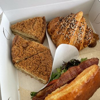 Ruby’s Bakery and Café - Coffee cake,everything croissant with poblano pepper and cream cheese,good blt sandwich - Cafes Near Me - Lodi, California