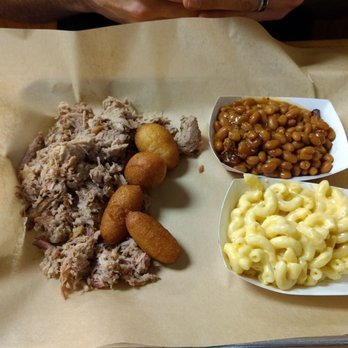 Daddy D's BBQ - Barbeque Near Me - Fuquay Varina, North Carolina