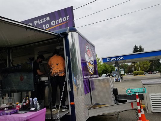 In Pizza We Crust by null