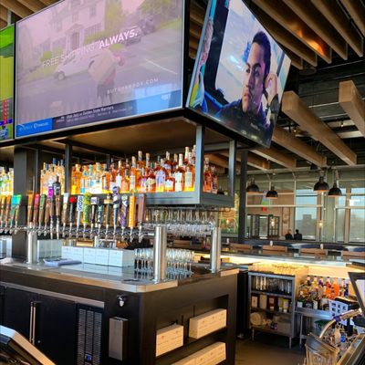 BJ's Restaurant & Brewhouse by null