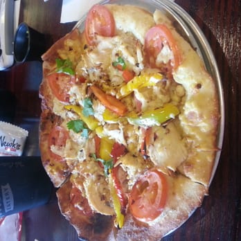 Newk's Eatery - Spicy chicken pizza - Salad Near Me - Baton Rouge, Louisiana Newk's Eatery - Spicy chicken pizza - Salad Near Me - Baton Rouge, Louisiana