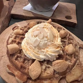 Hanjan Oliver - Injeolmie Waffle - Korean Near Me - Edmonton, Alberta