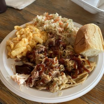 Bustin' Butts BBQ/210 Produce - Street Vendors Near Me - Sevierville, Tennessee Bustin' Butts BBQ/210 Produce - Street Vendors Near Me - Sevierville, Tennessee
