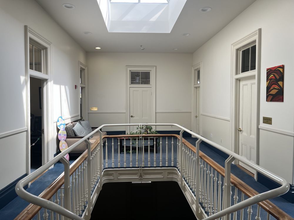 Law Office of Myrna Alvarez - immigration attorney in Oakland, CA