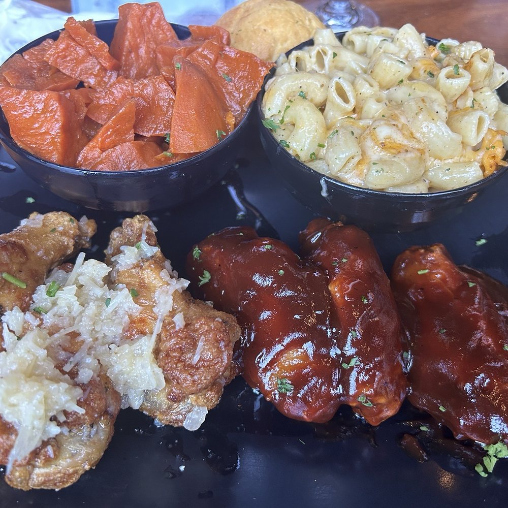 Y’s Choice - 6 wings, 2 sides - Soul Food Near Me - Oakland, California Y’s Choice - 6 wings, 2 sides - Soul Food Near Me - Oakland, California