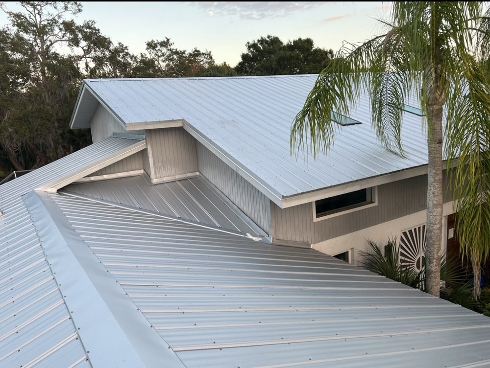 Slide of Suncoast Roofers