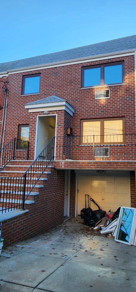 Slide of Harry's Contracting