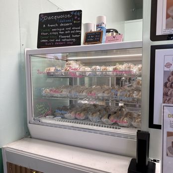 Tea N Tea - Dacquoise - Bubble Tea Near Me - Palm Desert, California Tea N Tea - Dacquoise - Bubble Tea Near Me - Palm Desert, California