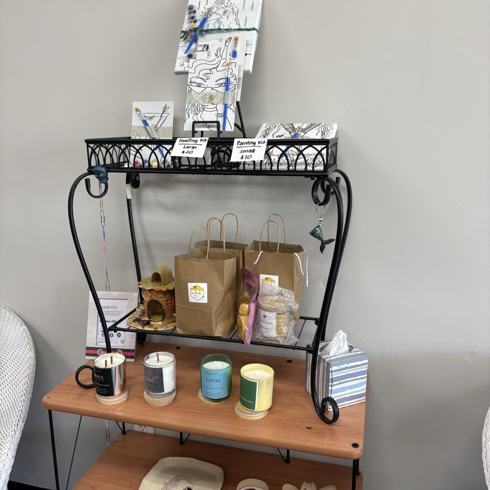 Bee Town Cravings - Coffee & Tea Near Me - Burlington, North Carolina