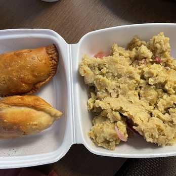 La Casa De Sabores - Empanadas and mangu - Dominican Near Me - Buffalo, New York La Casa De Sabores - Empanadas and mangu - Dominican Near Me - Buffalo, New York