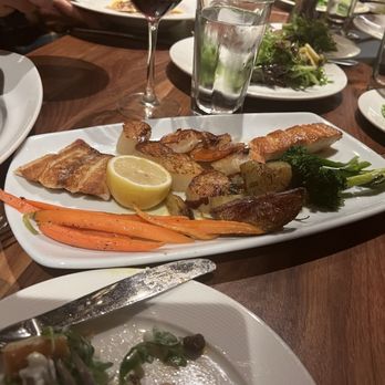 Il Fornaio - Grigliata di Pesce Misto* - Italian Near Me - Mountain View, California Il Fornaio - Grigliata di Pesce Misto* - Italian Near Me - Mountain View, California