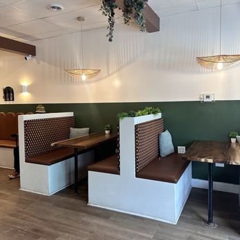 Afters Cafe - Seating - Coffee & Tea Near Me - Pittsburgh, Pennsylvania