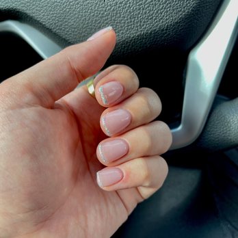 Modern Nails Boutique Salon - Nail Salons Near Me - Charlotte, North Carolina