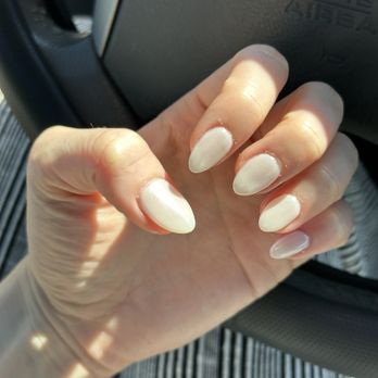 Organic Nail Bar - Acrylics - Nail Salons Near Me - Tustin, California
