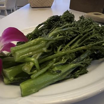 House Without A Key - Side of broccolini - Seafood Near Me - Honolulu, Hawaii