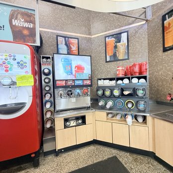 Wawa - Self-serve drinks - Gas Stations Near Me - Orlando, Florida