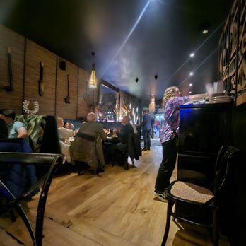 Blue Kanu - Chic casual vibe - Asian Fusion Near Me - Queenstown, OTA