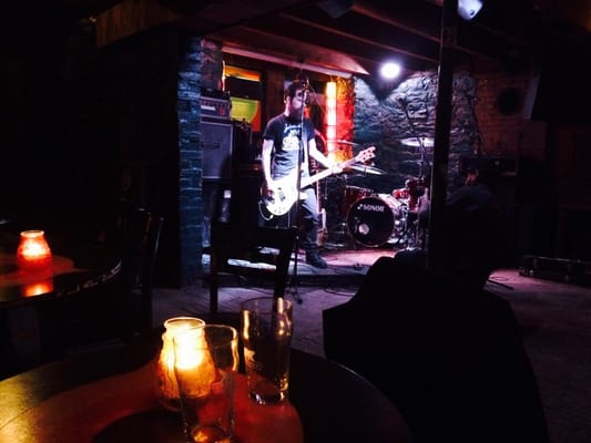 L'Escogriffe Bar by null
