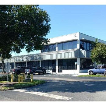 Extra Space Storage - Alternate Beauty Image - Extra Space Storage at 750 E Sample Rd, Pompano Beach, FL 33064 - Self Storage Near Me - Pompano Beach, Florida