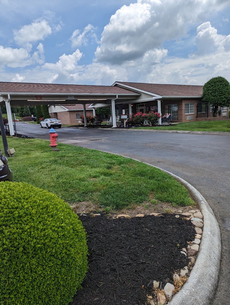 HOLSTON HILLS REHABILITATION Updated September 2024 3916 Boyds