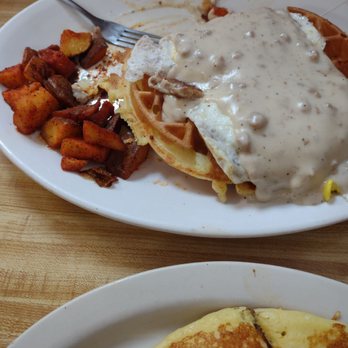 Bertha's Diner - That's the  Belgian waffle, two sausages,two eggs and gravy , with a side of yummy hash browns. - Diners Near Me - Buffalo, New York