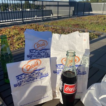 Dick's Drive-In - Fast Food Near Me - Seattle, Washington