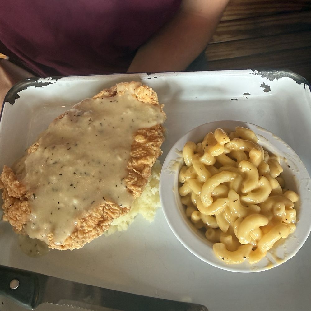 Southern Grit - southern fried chicken and mac n cheese - American Near Me - Knoxville, Tennessee Southern Grit - southern fried chicken and mac n cheese - American Near Me - Knoxville, Tennessee