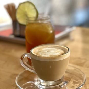 Saman - Café con Leche - Venezuelan Near Me - Doral, Florida