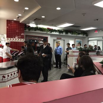 In-N-Out Burger - Fast Food Near Me - Millbrae, California In-N-Out Burger - Fast Food Near Me - Millbrae, California