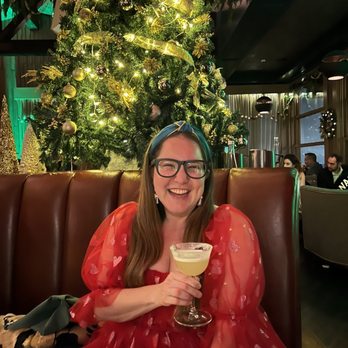The Green Room - Cocktail Bars Near Me - Burbank, California