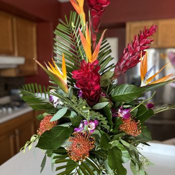 Flowers By Veronica - Tropical design for my father's celebration of life - Florists Near Me - Palm Desert, California