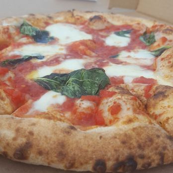Piatto Pizzeria + Enoteca - Margherita - Pizza Near Me - Cavendish, Prince Edward Island Piatto Pizzeria + Enoteca - Margherita - Pizza Near Me - Cavendish, Prince Edward Island