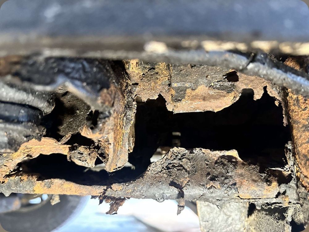 JOHN’S AUTO SALES Updated October 2024 49 Photos & 71 Reviews 181