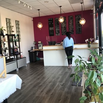 Threads Beauty Bar & Spa - Clean, modern, open space - Waxing Near Me - Dublin, California