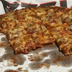 Arrenello's Pizza - Great sausage pizza. Really enjoyed it , so did my first timer friends.