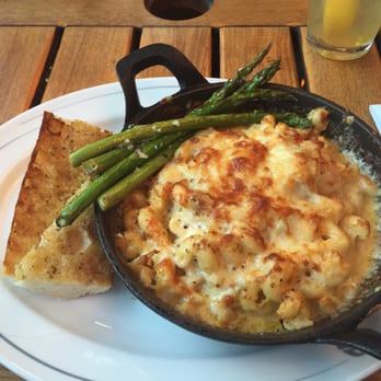 Phillips Seafood - Crab Mac and cheese entree. It was okay. - Seafood Near Me - Baltimore, Maryland Phillips Seafood - Crab Mac and cheese entree. It was okay. - Seafood Near Me - Baltimore, Maryland