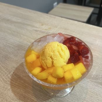 Mango Mango Dessert - A5 Mango Juice w. Sago - Desserts Near Me - Denver, Colorado Mango Mango Dessert - A5 Mango Juice w. Sago - Desserts Near Me - Denver, Colorado