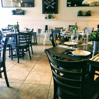 Il Baretto - Interior is really cute. - Pizza Near Me - Plantation, Florida Il Baretto - Interior is really cute. - Pizza Near Me - Plantation, Florida